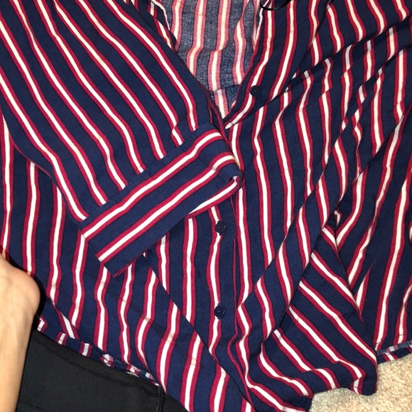 Button down stripped three quarter sleeve - Picture 3 of 3